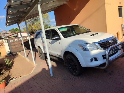 Toyota Hilux 3.0 D4D in Botswana