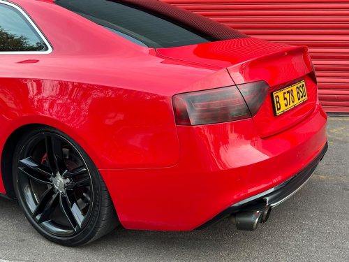 Audi S5 4.2 FSI V8 in Botswana