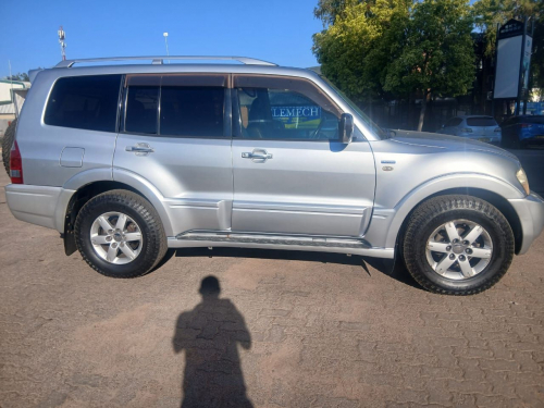 Mitsubishi Pajero 3.5 V6 GDi (Auto) in Botswana