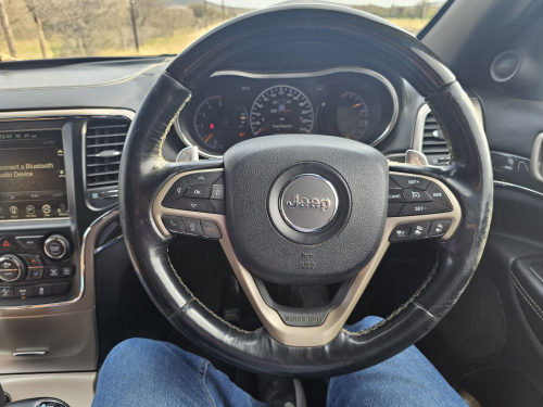 Jeep Grand Cherokee (Overland) in Botswana